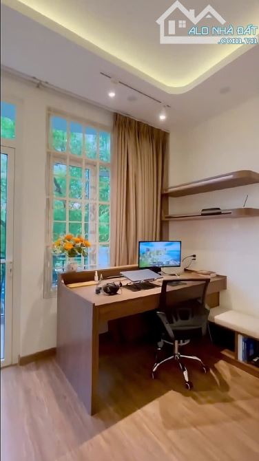 Bán Biệt Thự 6x18 hầm 4 lầu 2 Mặt Tiền P Tân PHONG ĐẸP MÊ - 1