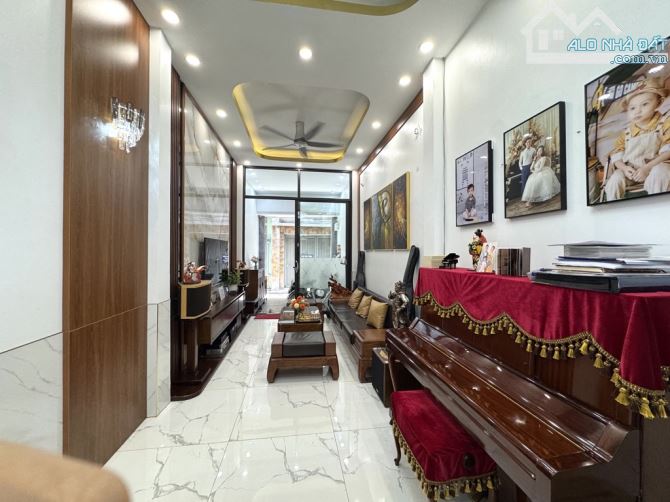 Khương Đình, Thanh Xuân, Mặt Ngõ Kinh Doanh, Nhà Đẹp, Nội Thất Sịn Sò, 63m², Nhỉnh 12 tỷ. - 1