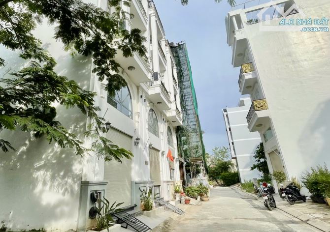 Bán đất quận 7, 5x14m, khu cao tầng,đường nhựa 8m,hàng xóm Phú Mỹ Hưng, chỉ 7.4 - 1