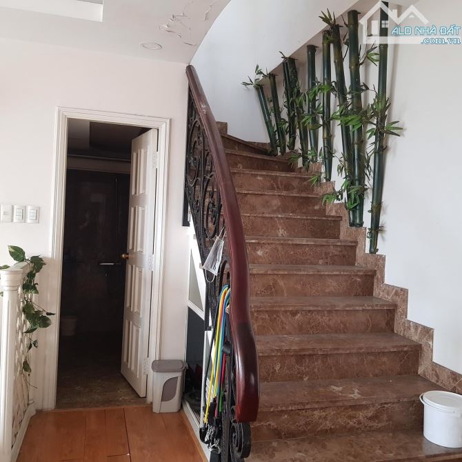 Cần bán căn hộ chung cư Penthouse Sinh Lợi Silland Tower, mặt tiền đường 9A KDC Trung Sơn, - 1