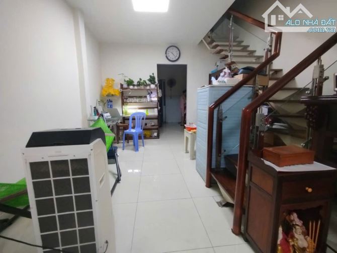 KHU VỰC HIẾM BÁN - NHÀ 2 TẦNG HUỲNH TẤN PHÁT QUẬN 7 - 44M² - CHỈ HƠN 4 TỶ ❤️🌹🌹 - 1