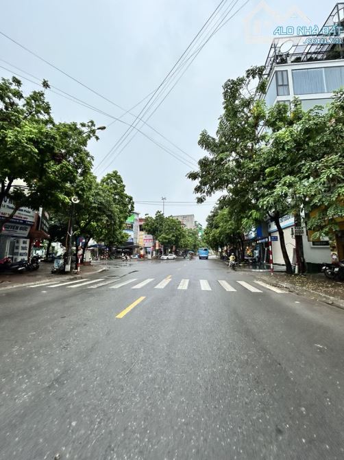 Bán nhà trung tâm Trâu Quỳ/HV Nông Nghiệp/Gia Lâm 84m2 mtien 14m lô góc 3 tầng - 1