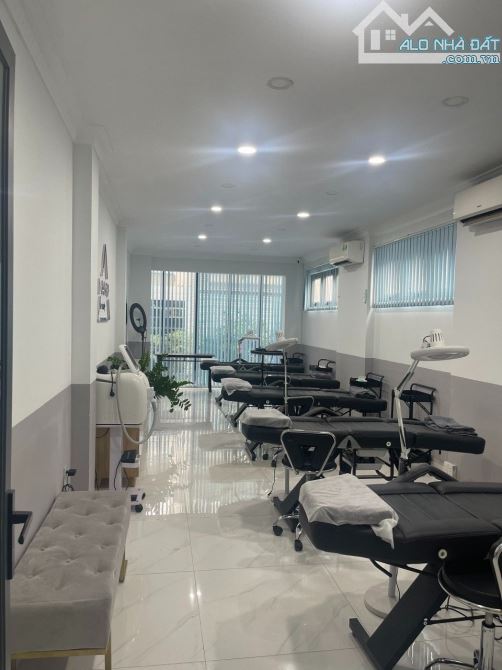 Siêu vị trí Mặt tiền Trần Hưng Đạo Q1, 4x17, 5 tầng, chỉ 31 tỷ TL - 1