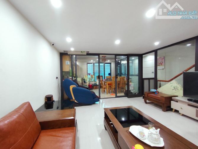 Bán nhà mặt phố Nam Đuống 80m2- 5 tầng- mặt tiền 5.5m- 21 tỷ, gara, kinh doanh, thang máy - 1