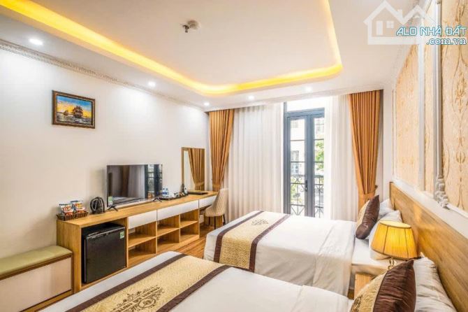 Bán khách sạn phố cổ trung tâm Hoàn kiếm 170m 8T MT 8,4m 159 tỷ dòng tiền 1,2 tỷ - 1