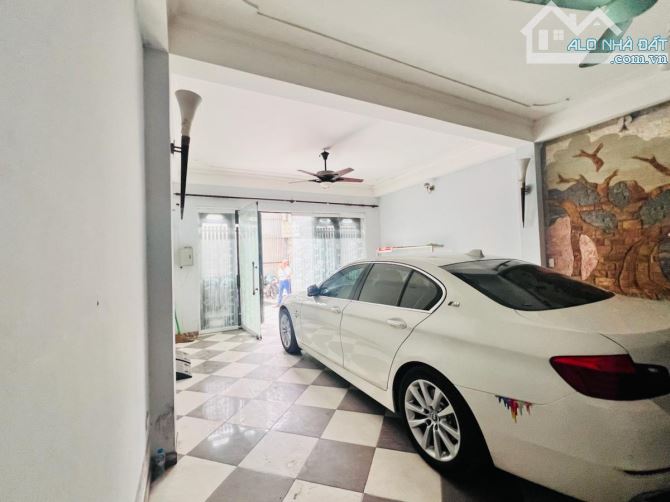 BÁN NHÀ PHÂN LÔ NGHĨA ĐÔ GẦN NGOẠI GIAO ĐOÀN, NGUYỄN VĂN HUYÊN DT 70M MT 5.3M GIÁ 34.5 TỶ. - 1