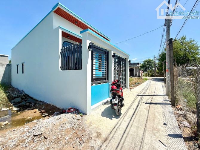 Nhà Cấp 4 Xây Tâm Huyết - Sổ Hồng Riêng . Đường Xe Hơi 🚗 Tới Nhà. Diện tích 5 x 15m - 1