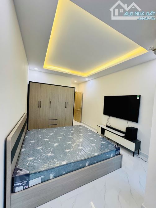 Bán nhà hẻm xe hơi 565 Nguyễn Trãi - 43m2 - xây mới 100%, tặng full nội thất - 1