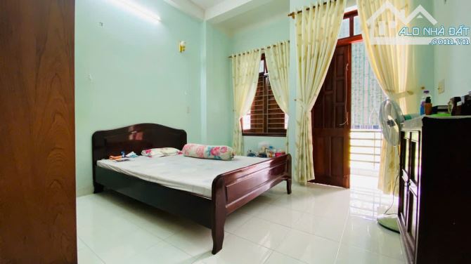 BÁN NHÀ 03 TẦNG ĐƯỜNG TRƯƠNG THỊ KIẾN VĨNH HÒA, TP NHA TRANG GIÁ 5,8 TỶ - 1