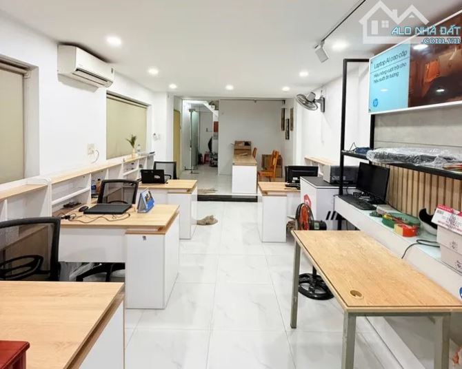 Bán Tòa Nhà Góc 2 Mặt Tiền Hẻm Xe Tải CMT8 – 62m², 6 Tầng – Kinh Doanh Đa Ngành - 13.9T - 1