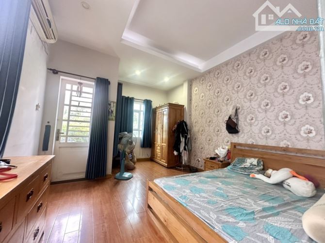 KHU PHÂN LÔ ĐƯỜNG 10M- ĐƯỜNG SỐ 18- HÀNG XÓM TÀI PHIỆT- 89M- 3 TẦNG- 13.9TY - 1