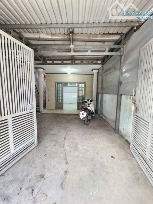 nhà 69,5m2 2ty7 TL cấp 4 gác lửng MT Lái Thiêu 62 P.Lái Thiêu Tp Thuận An - 1