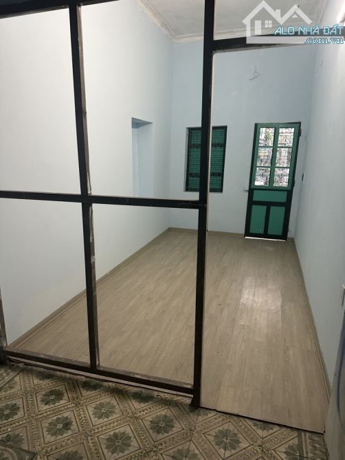 BÁN NHÀ PHỐ CỔ NGỌC LÂM, MẶT NGÕ RỘNG TRONG TƯƠNG LAI RA MẶT PHỐ LỚN. RẤT PHÙ HỢP CHO NHỮN - 1