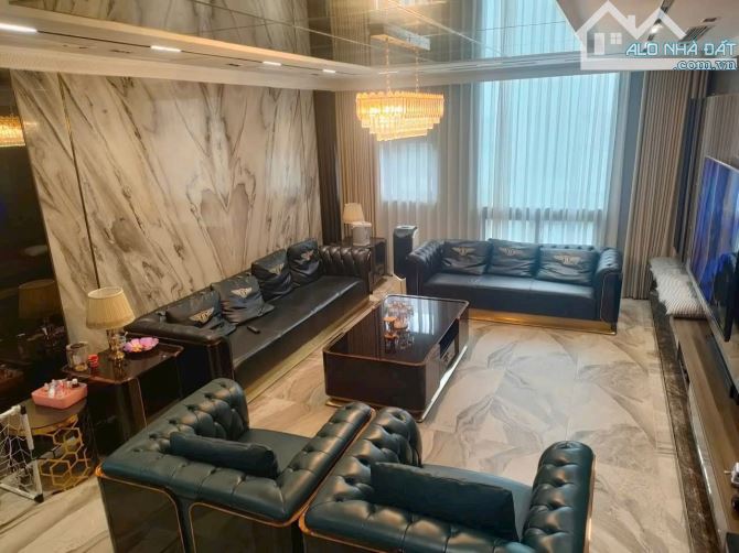 Bán biệt thự Văn Phú lô góc cực đẹp 230m2*3T, mt 25m giá chỉ 70 tỷ! - 1