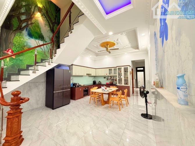 BÁN NHÀ 3 TẦNG MẶT TIỀN KINH DOANH NGUYỄN THỊ THƠI, QUẬN 12–121M², NGANG 5M–CHỈ 9.8 TỶ - 1