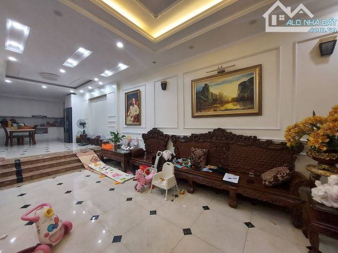 Bán nhà 6 tầng thang máy Khương Đình, Thanh Xuân. Dt 39m², MT 4m – nội thất xịn, gần phố. - 1