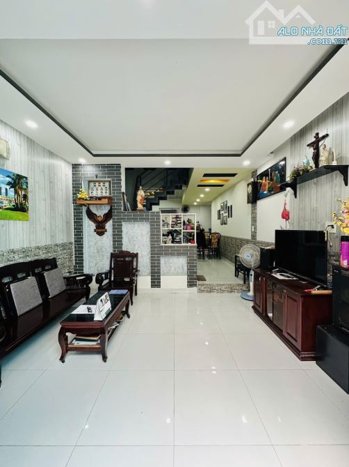 Bán nhà hẻm xe hơi Quận 10 đúc 5 tầng 98m2 NGANG 8M 11CHDV dòng tiền 60tr/th nhỉnh 17 tỷ - 1