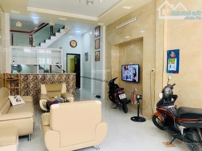 Bán nhà sẵn kết cấu(4x13m)-3pn4wc HXH trải nhựa Phan Văn Trị Bình Thạnh ngay Emart - 1