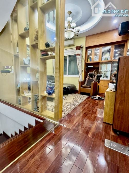 Nhà Đẹp Mễ Trì Thượng -52M x 5 Tầng - MT 4.3m - Full Đồ - Ngõ thông - Ô Tô Cách 10m - 1
