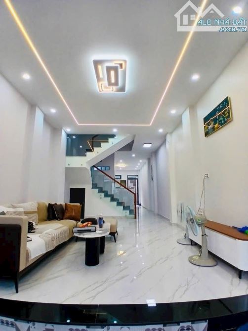 🏡NHÀ 4 TẦNG MỚI -HẺM XE HƠI  👉 Đường Hồ Ngọc Lãm- Bình Tân  👉sổ đẹp vuông vức,hoàn công - 1