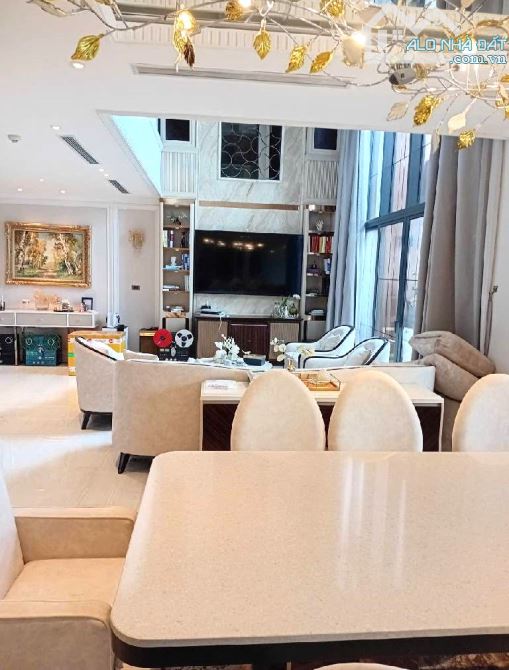 CHỈ VỚI PHÂN KHÚC 27 TỶ - CÓ NGAY CĂN PENHOUSE DUPLEX TÒA AZ LÂM VIÊN - 320M2 - VỊ TRÍ VIP - 1