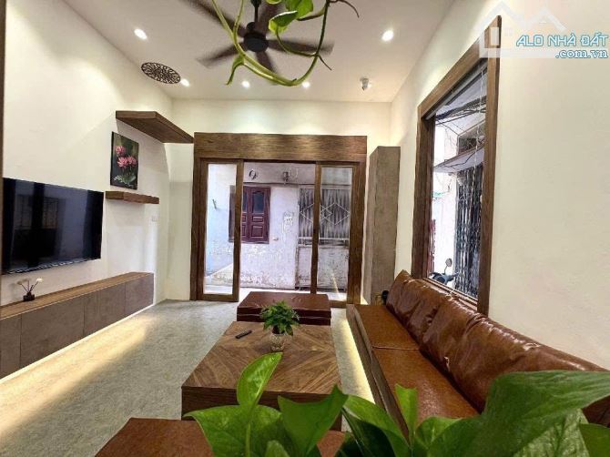 🏡7 tỷ sở hữu nhà Phố Trương Định 28m2, nhà lô góc, thoáng sáng, nội thất xịn xò, mặt tiền - 1
