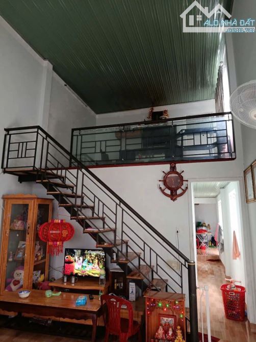 Nhà trung tâm hẻm Bùi Hữu Nghĩa đối diện dự án Ecopark - BMT - 1
