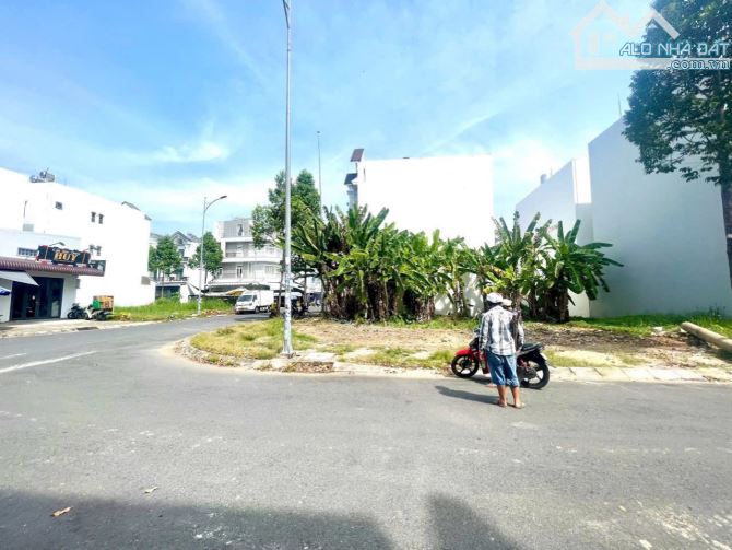 Bán nền góc 2 mặt tiền đường số 4 vs số 2 kdc Nam Long vị trí đẹp đối diện chung cư lộ 13m - 1