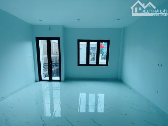 Siêu đẹp, bán nhà Trâu Quỳ Gia Lâm, 34m*5 tầng - thang máy - ô tô tránh. - 1