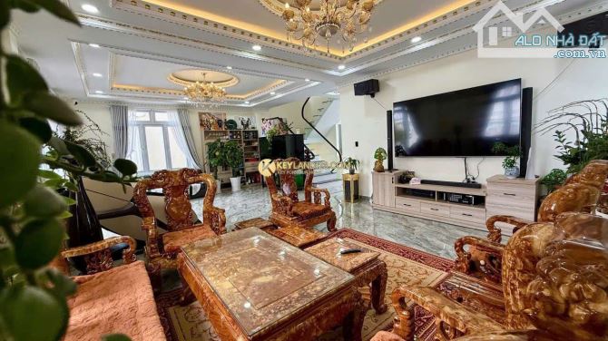 📍BÁN VILLA  4 TẦNG CÓ GARA 🚘 – ĐƯỜNG HÙNG VƯƠNG, P9 – 200M² – SỔ RIÊNG – GIÁ 18 TỶ - 1