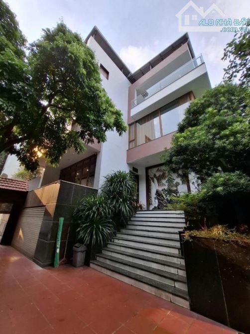 BÁN BIỆT THỰ PHỐ NGUYỄN SƠN LONG BIÊN 40 TỶ DT 220M2 MT 12M 4T  Ô TÔ TRÁNH KINH DOANH - 1