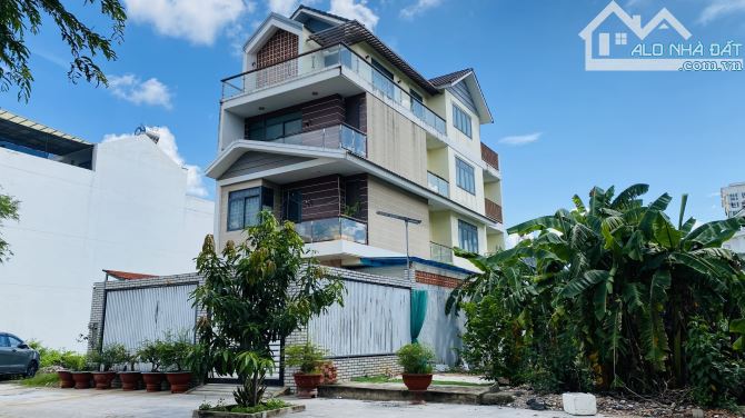 Bán nhà biệt thự Quận 2 đường Nguyễn Duy Trinh khu Đông Thủ Thiêm gần chợ (192m2) 28 tỷ - 14