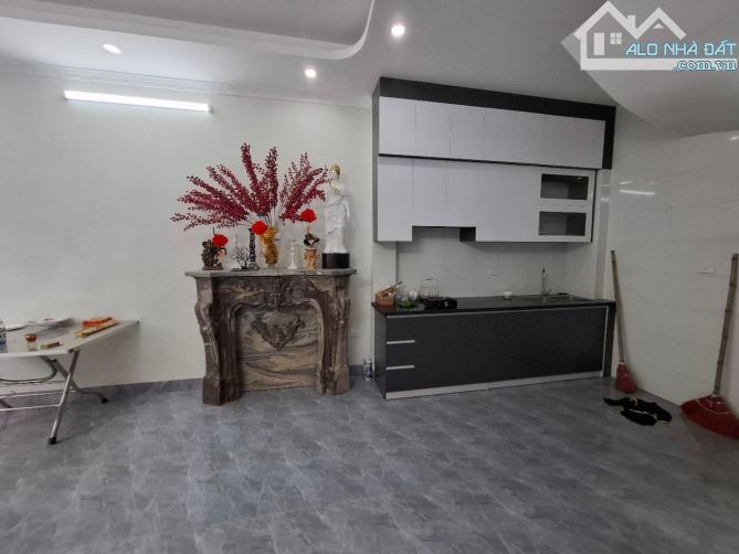 Bán nhà Đại Cát, Bắc Từ Liêm, 34m2, 5 tầng, mặt tiền 4.6m, giá 5.8 tỷ - 19