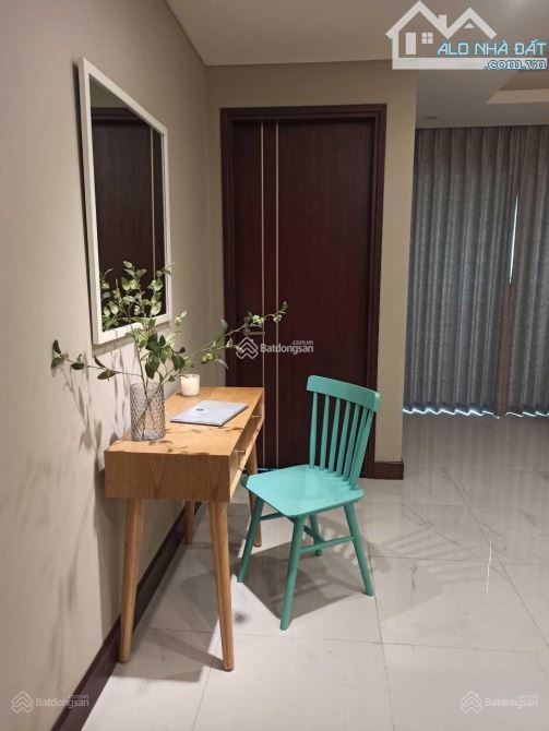 Cho thuê căn hộ 2pn - 80m2 giá thuê tốt chỉ 26tr ở dự án The Golden Armor B6 giảng võ - 2