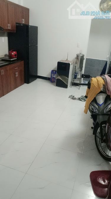 Bán nhà 51m2 x 4 tầng mới đẹp, HXH – cách mặt tiền chỉ 1 căn – Thành Mỹ,Tân Bình – giá - 2