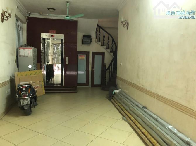 Nhà đẹp ở luôn Nguyễn Khang Cầu Giấy. Nở hậu 44m, 6 tầng MT4m Giá 17.5 tỷ Ngõ ô tô - 2