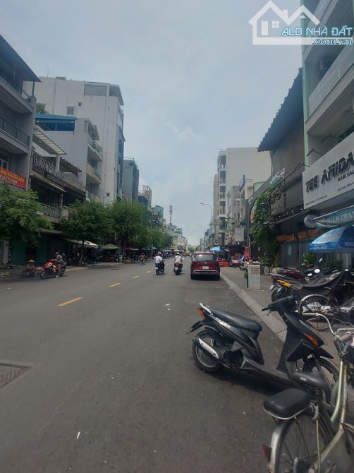 Cho thuê nhà 95 Đề Thám, Q.1, 4.5m*18m, 4 tầng, 80tr/th - 2