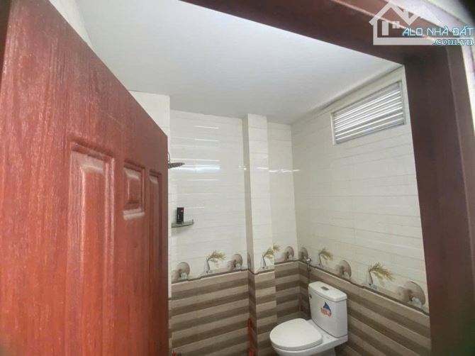 Giảm 300tr bán nhanh Nguyễn Văn Quá – Q12 – 4 TẦNG - 90M2 – Chỉ 6.5 TỶ - 2