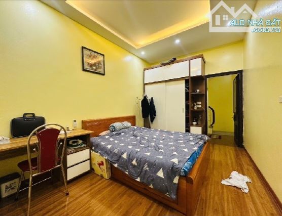 🔥 TẦM TIỀN HIẾM NHÀ BÁN, NHÀ 5 TẦNG FULL NỘI THẤT, GẦN PHỐ, NHÀ THOÁNG, NGÕ THÔNG RỘNG, T - 2