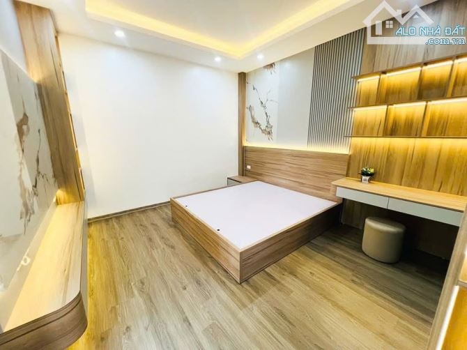 Bán nhà Tố Hữu Thanh Xuân, 108m2*4T, phân lô ô tô tránh kinh doanh, Giáp phố trung tâm - 2