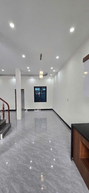 HIẾM 🚗 BÁN NHÀ DƯƠNG ĐỨC HIỀN - GIA LÂM – MẶT NGÕ Ô TÔ - 3 TẦNG - 4 NGỦ – 100M² 💰 7.45 T - 2