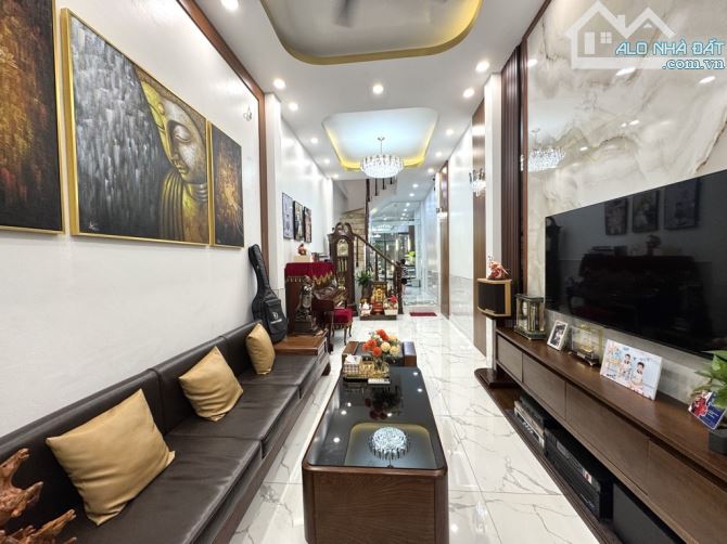 Khương Đình, Thanh Xuân, Mặt Ngõ Kinh Doanh, Nhà Đẹp, Nội Thất Sịn Sò, 63m², Nhỉnh 12 tỷ. - 2