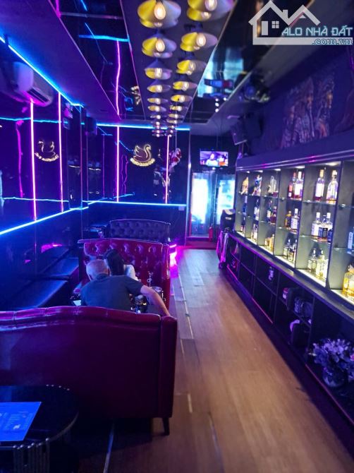 170M TRỤC LÊ THÁNH TÔN, QUẬN 1, CHỈ 30 tỷ TL,  KD QUÁN BAR DÒNG TIỀN 600TR/NĂM - 2