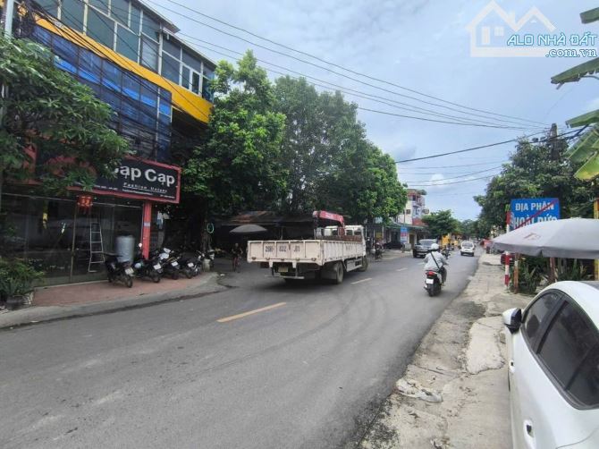 Bán nhà C4 mặt đường tỉnh 72, An Khánh, DT 238m2, đang cho bank thuê - 2
