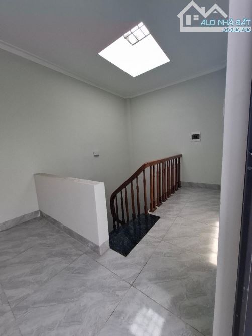 Bán nhà Đại Cát, Bắc Từ Liêm, 34m2, 5 tầng, mặt tiền 4.6m, giá 5.8 tỷ - 2