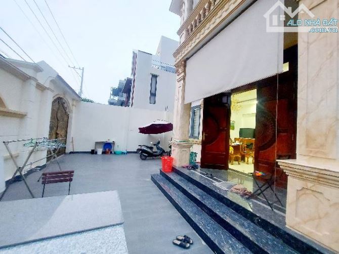 Bán Biệt thự Lô Góc  288m2 - Đường Hà Huy Giáp, Thạnh Xuân, Q12 Chỉ 25 Tỷ - 1