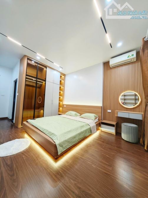 Bán nhà phố Trần Khát Chân 5 tầng thang máy, Dt 50m2, mt 5m, kinh doanh. - 2
