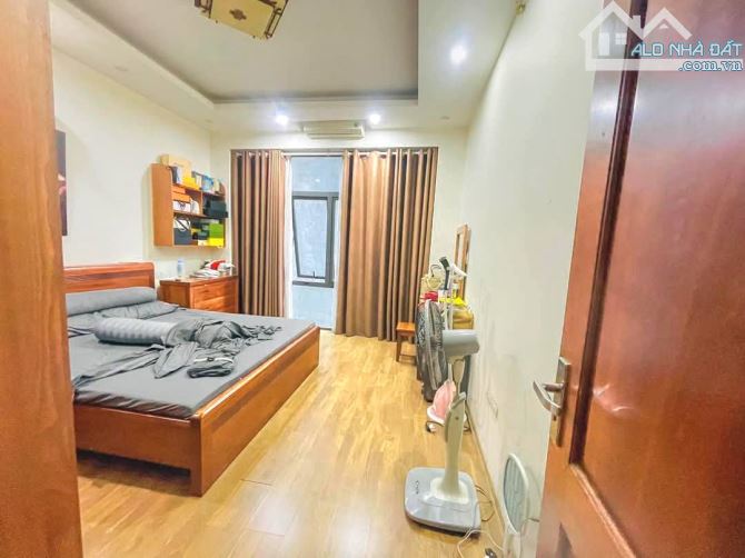 NHÀ ĐẸP MỄ TRÌ NAM TỪ LIÊM 55m 12TỶ 5 TẦNG MT 4m. NGÕ THÔNG RỘNG. NHÀ ĐẸP Ở NGAY. - 2