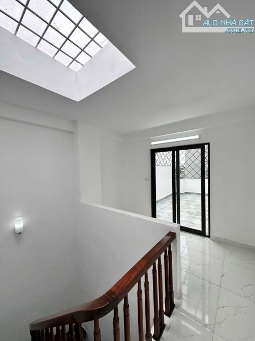 Bán nhà 5 tầng Bùi Xương Trạch – ô tô qua cửa, kinh doanh nhỏ, ngõ thông, cho thuê 14tr/th - 2