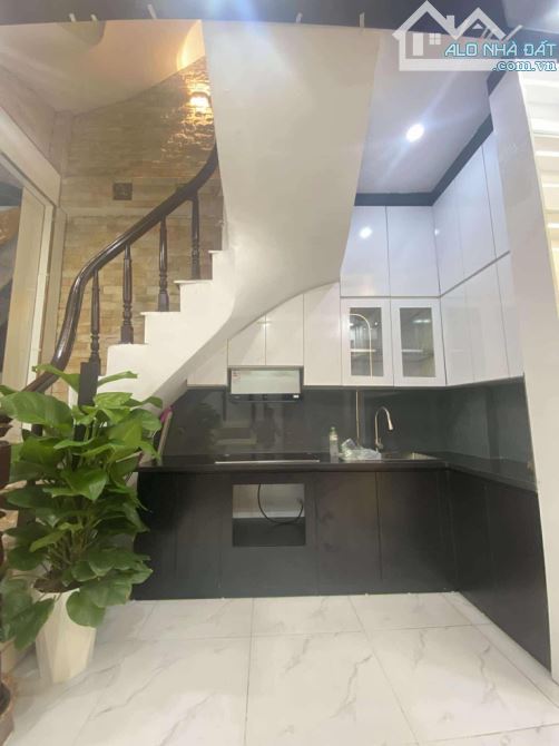 BÁN NHÀ HOÀNG MAI- 5 Tầng- Nội thất Luxury đẳng cấp- chỉ 5,1 Tỷ - 2
